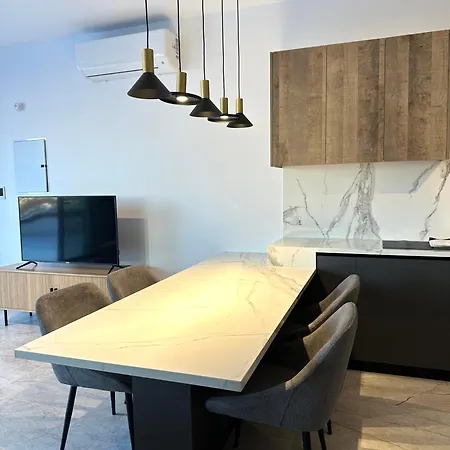 Apartmán Lux Level 4 Penthouse Tower 206 *