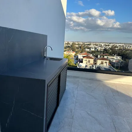 Lux Level 4 Penthouse Tower 206 Apartment Nicosia