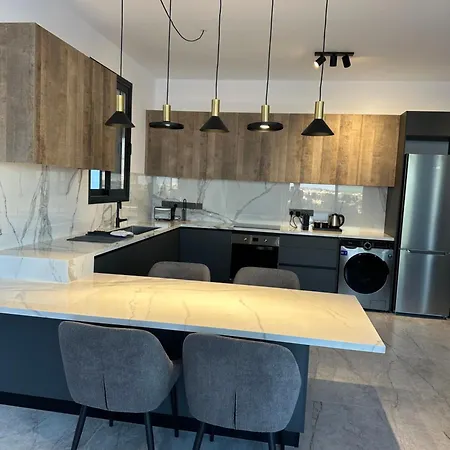 Lux Level 4 Penthouse Tower 206 Lägenhet